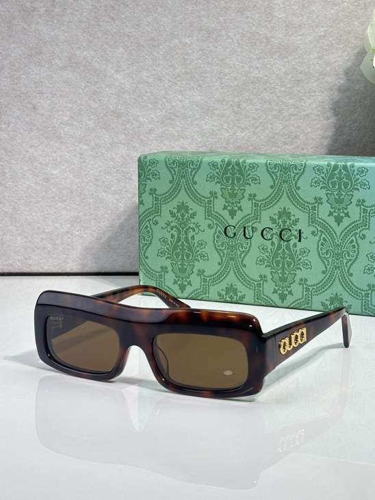 Picture of Gucci Sunglasses _SKUfw80915279fw